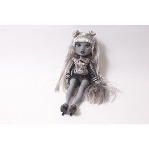 Shadow High Luna Madison Gray Fashion Doll by MGA Entertainment ~ 260214-WH 983